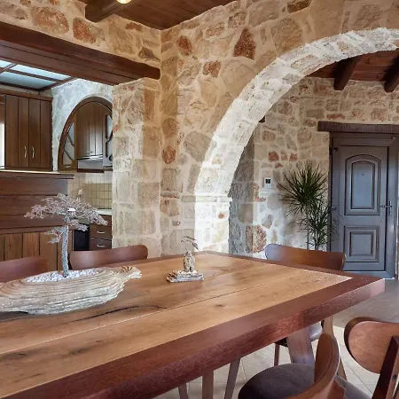 Meralia Villa