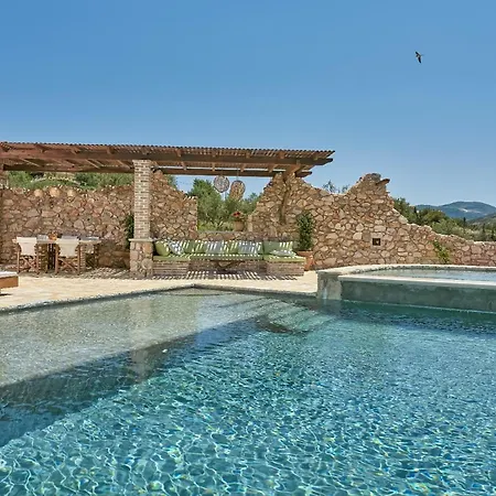 Meralia Villa
